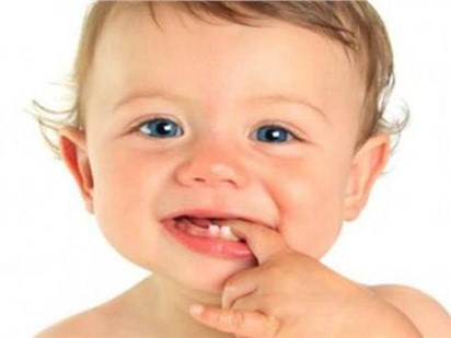 天冷了，寶寶的小臉蛋開始“報(bào)警”啦！